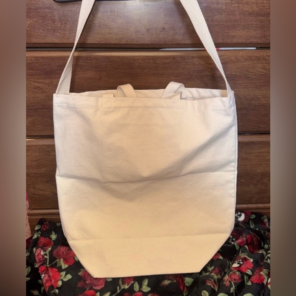 NWOT FREE PEOPLE Cream Canvas Tote with Black Floral Heart Graphic - Picture 6 of 8